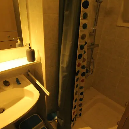 Bagnères-de-luchon, 3 Pièces, 4 Personnes - Fr-1-313-205