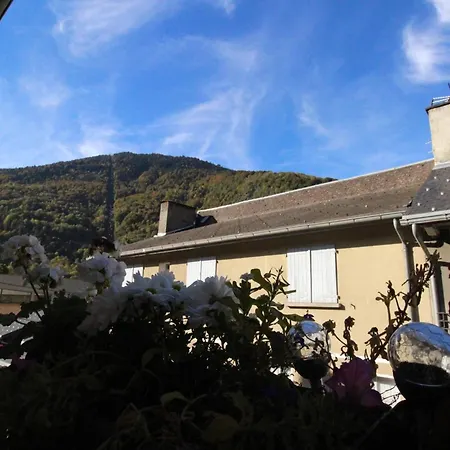 Appartement Bagnères-de-luchon, 3 Pièces, 4 Personnes - Fr-1-313-205 Bagnères-de-Luchon